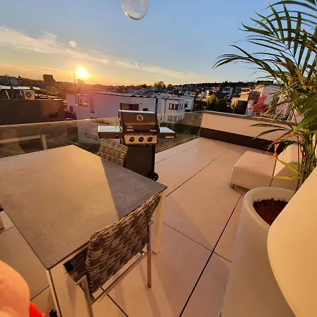 Phoenixsee - Mit Kueche, Bad Und Dachterrasse Lägenhet