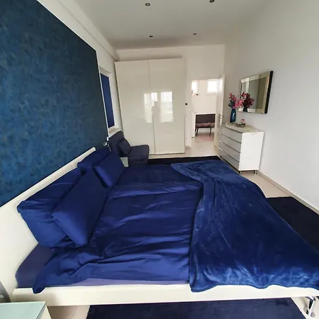 Phoenixsee - Mit Kueche, Bad Und Dachterrasse アパート *