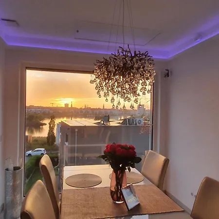 Διαμέρισμα Phoenixsee - Mit Kueche, Bad Und Dachterrasse *