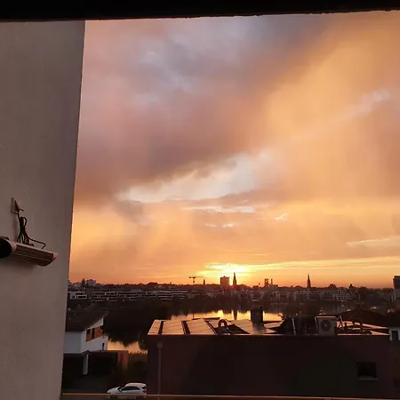 Daire Phoenixsee - Mit Kueche, Bad Und Dachterrasse *