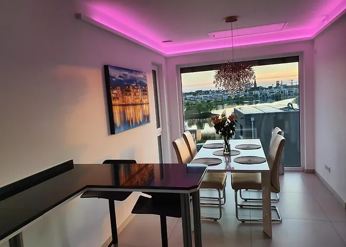 Phoenixsee - Mit Kueche, Bad Und Dachterrasse Lägenhet